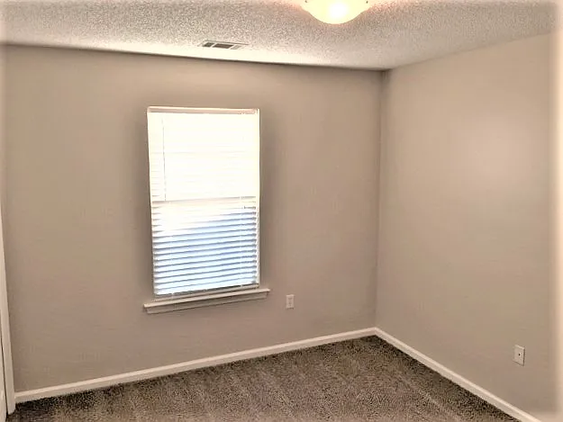 8 Sandy Pond Ct — Photo 11