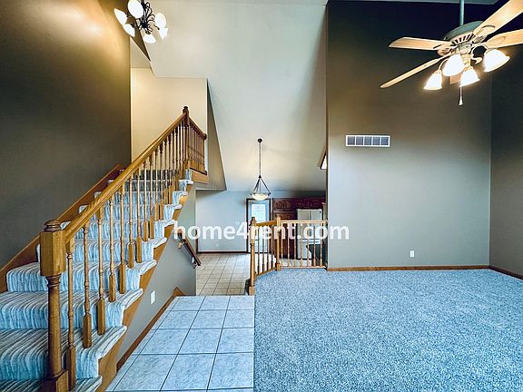 4th image of 4915 Harkness Ave