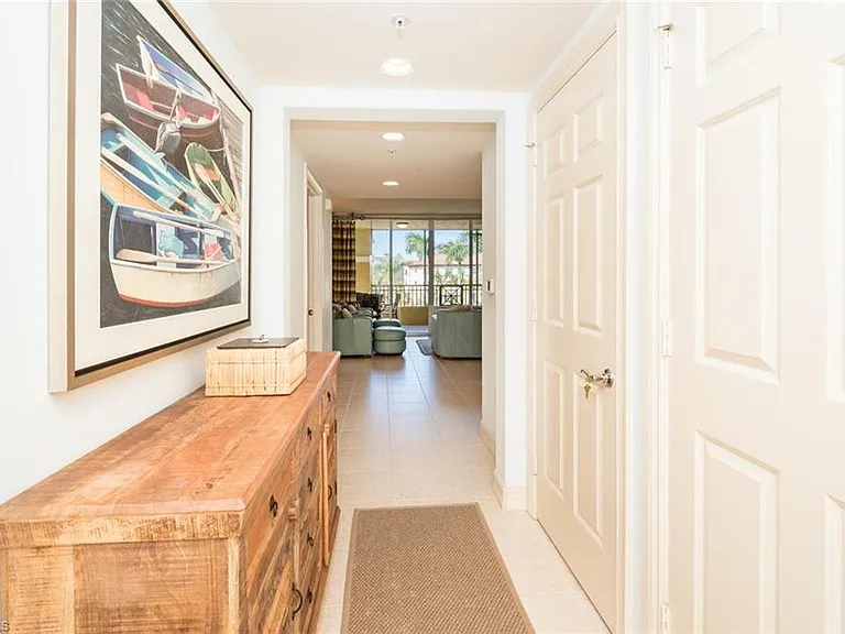 2748 Tiburon Blvd E #C-301 — Photo 29