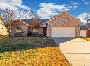 330 Madison Village Dr, Benton, AR 72015