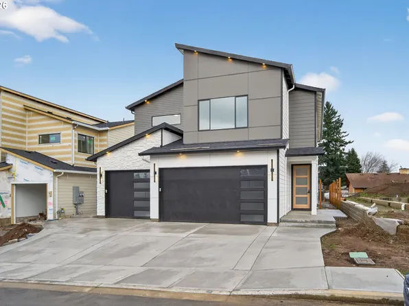 5513 NE 43rd Pl, Vancouver, WA 98661