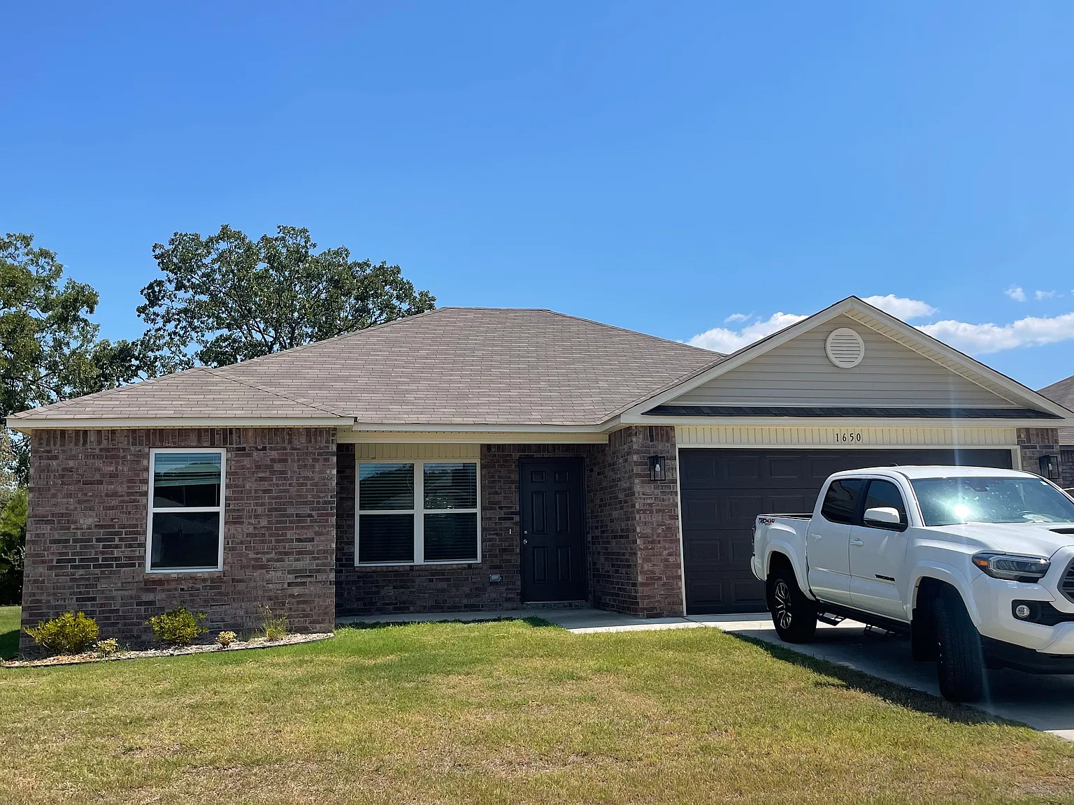 3 bed, 1243 sqft, $1,550 — Photo 1