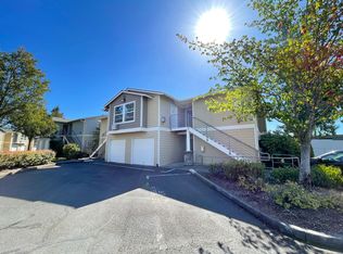 15066 NW Central Dr APT 1404, Portland, OR 97229