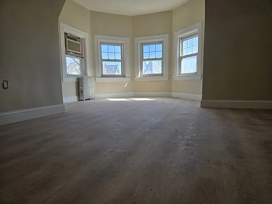 Rented by Gosen Properties | media 7