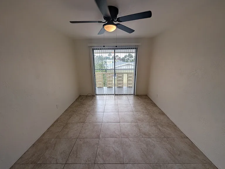 2609 N Oleander Ave #17 — Photo 16