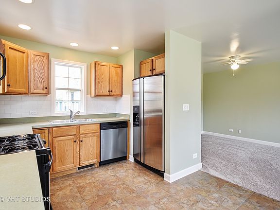 4th image of 338 Getchell Ave