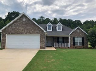 90 Oak Hill Dr, Covington, GA