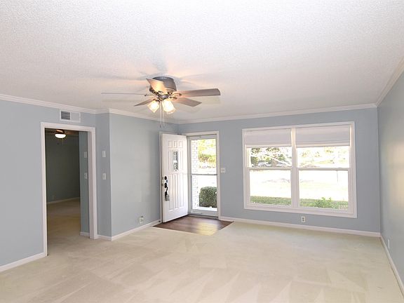 3rd image of 4501 N Wheeling Ave #4B-101