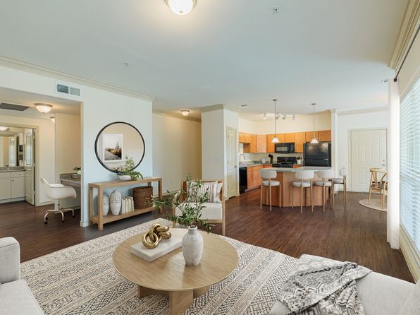 1750 E League City Pkwy #816