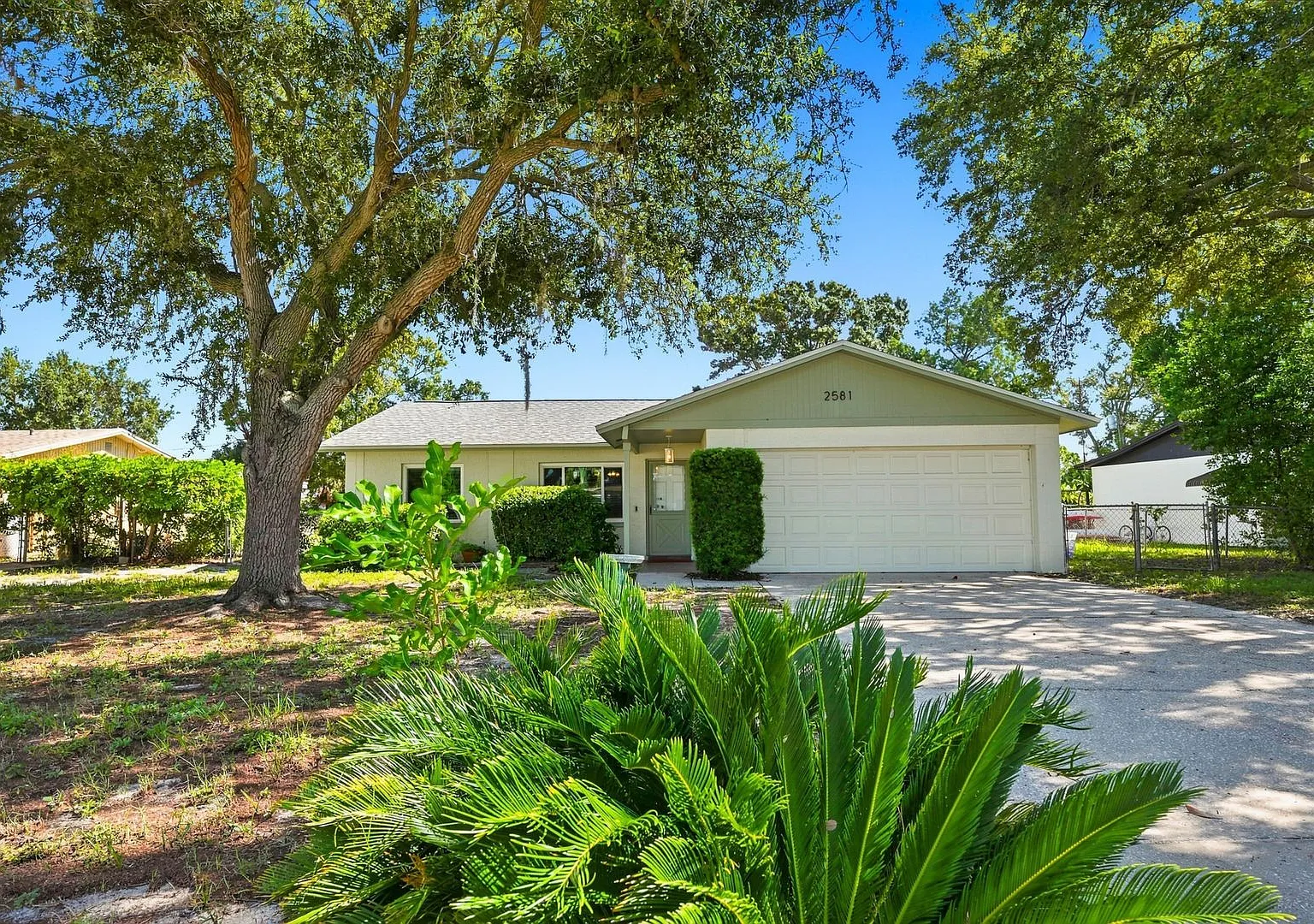 3/2 Home with Garage + Fenced Yard - Lakewood Estates! — Photo 1