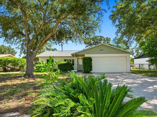 2581 Columbus Way S, Saint Petersburg, FL 33712