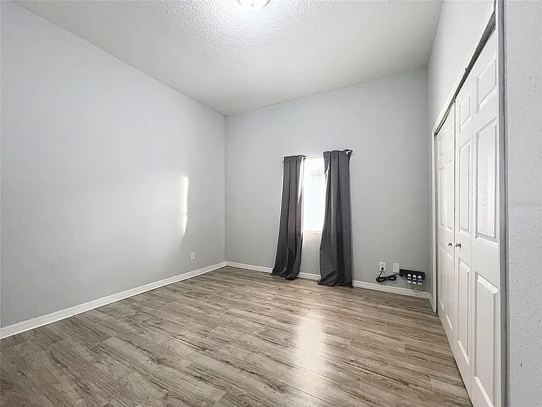 1109 5th St SW — Photo 18