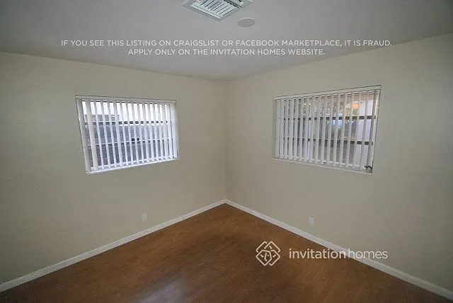 1612 NW 5th St — Photo 6
