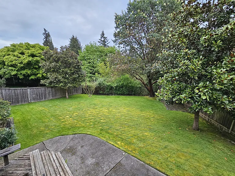 12122 93rd Ave NE — Photo 23