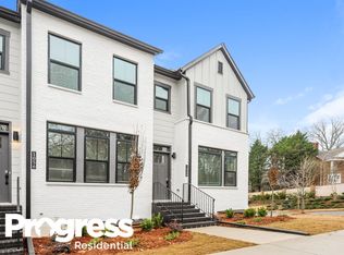 1060 Hannover Park Rd, Sandy Springs, GA 30350