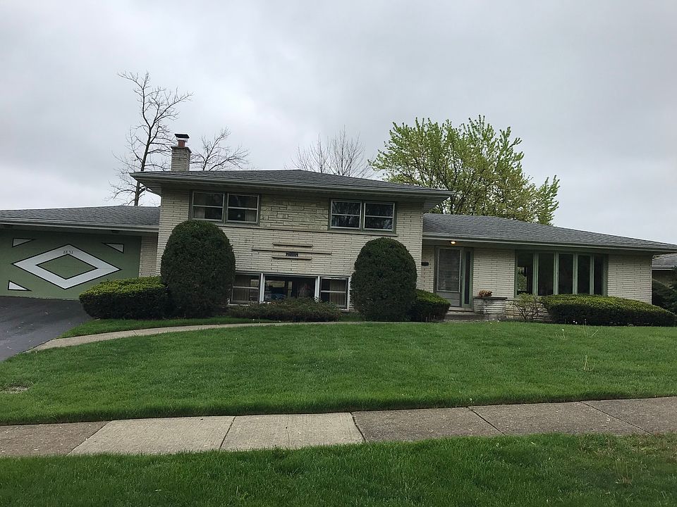 1st image of 8853 Hillside Dr