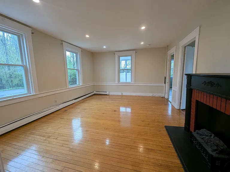 275 High St #1 — Photo 17