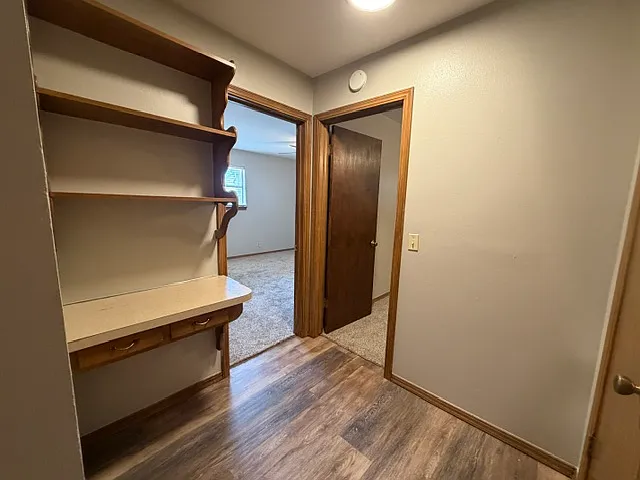 3613 N Drexel Blvd — Photo 29