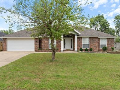 1304 Hunter Rdg, Siloam Springs, AR, 72761