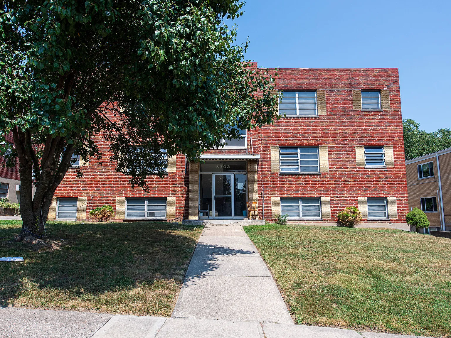3302 Camvic Terrace Apartments — Photo 2