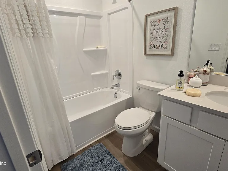6819 Lake Mist Ln — Photo 16