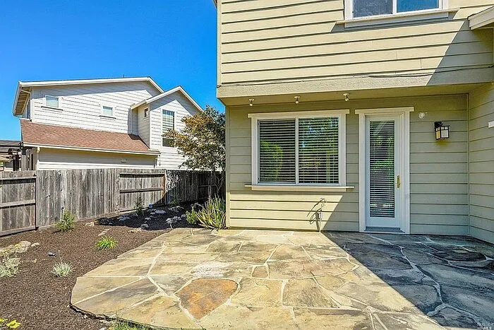 2040 Autumn Walk Dr — Photo 14