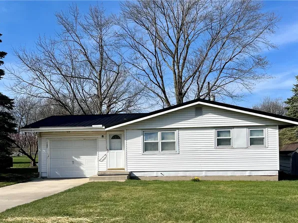 121 E Steidl Rd, Paris, IL 61944