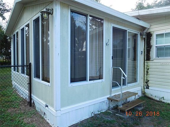 3rd image of 3855 Lee Ave