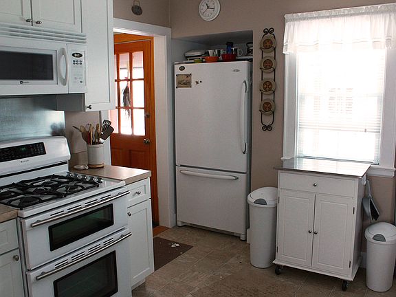 Kitchen updated in 2010