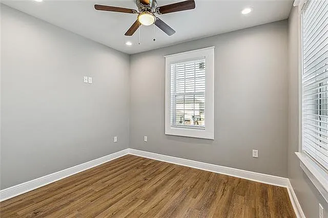 4133 Clara St — Photo 12