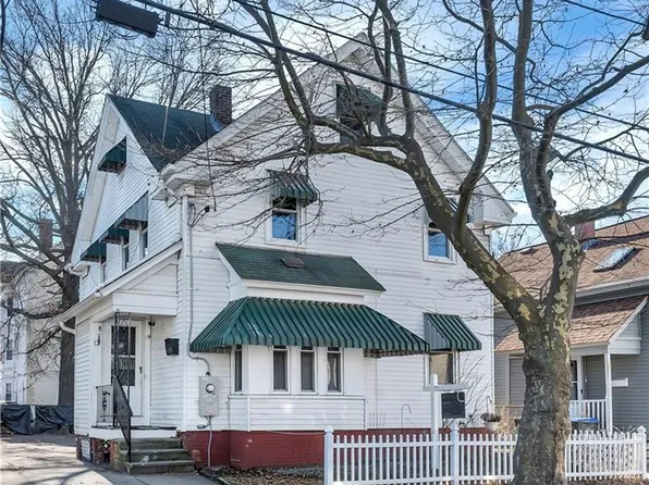 12 Payton St, Providence, RI 02905