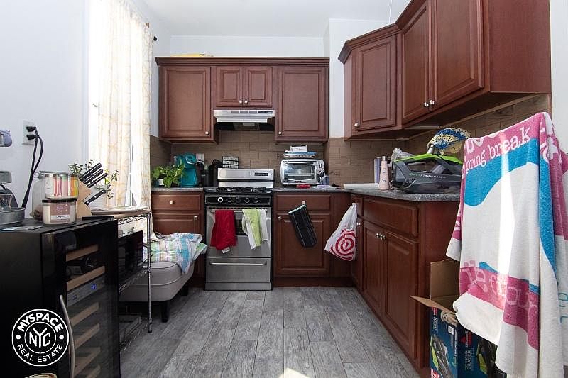 1st image of 168 Onderdonk Ave