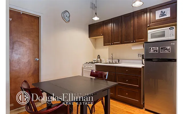 Rented by Douglas Elliman | media 14