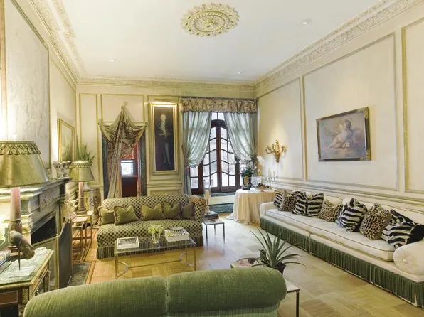 12 West 83rd Street image 1 of 3