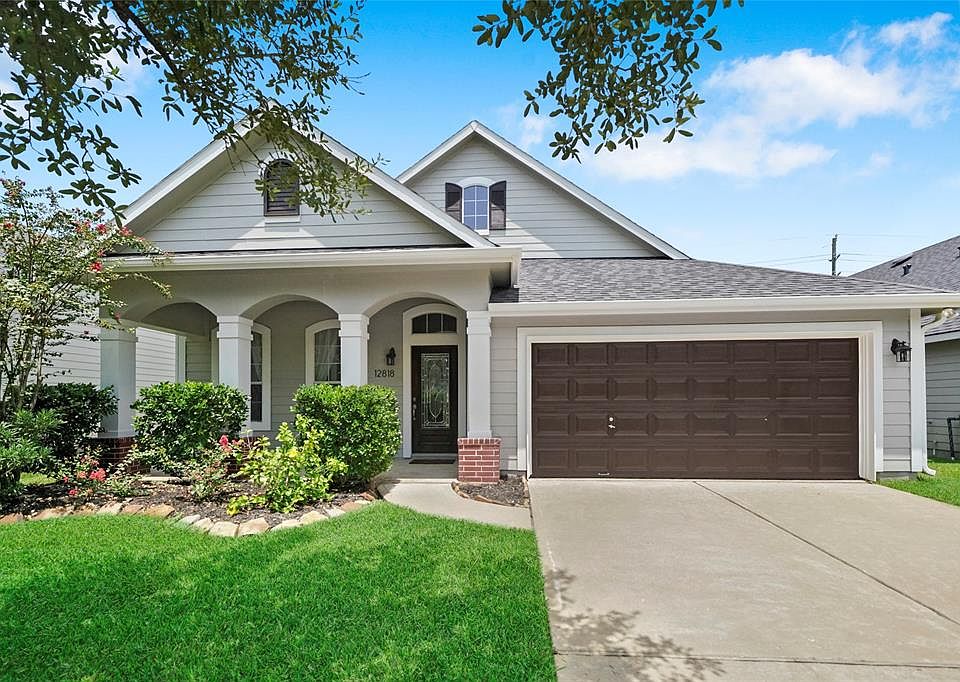 1st image of 12818 Benton Park Ln