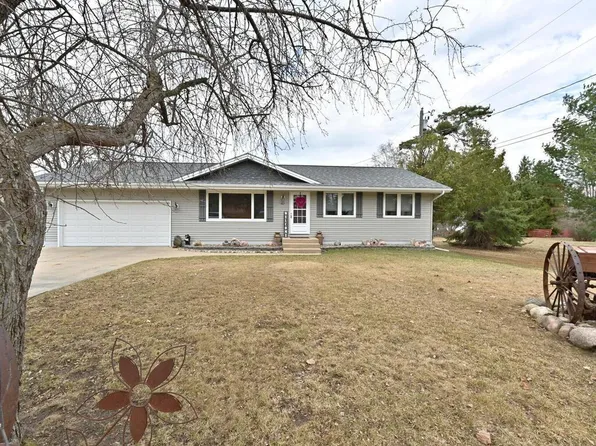 807 SW 4th St, Grand Rapids, MN 55744