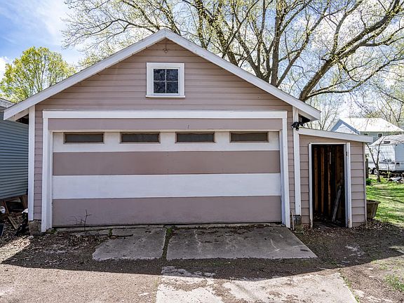 3rd image of 314 W State St