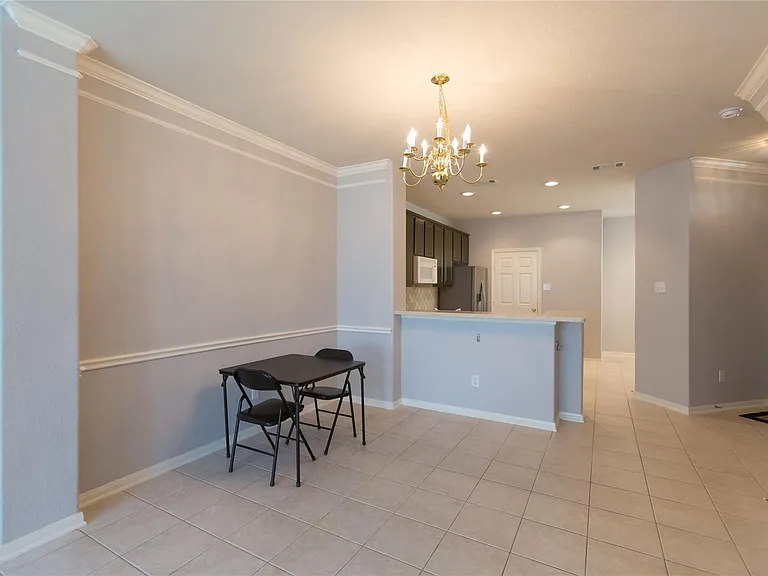 7907 Glenn Cliff Dr — Photo 7