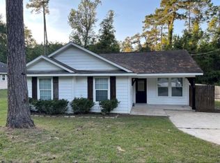 10327 Royal Damon Dr, Conroe, TX 77303