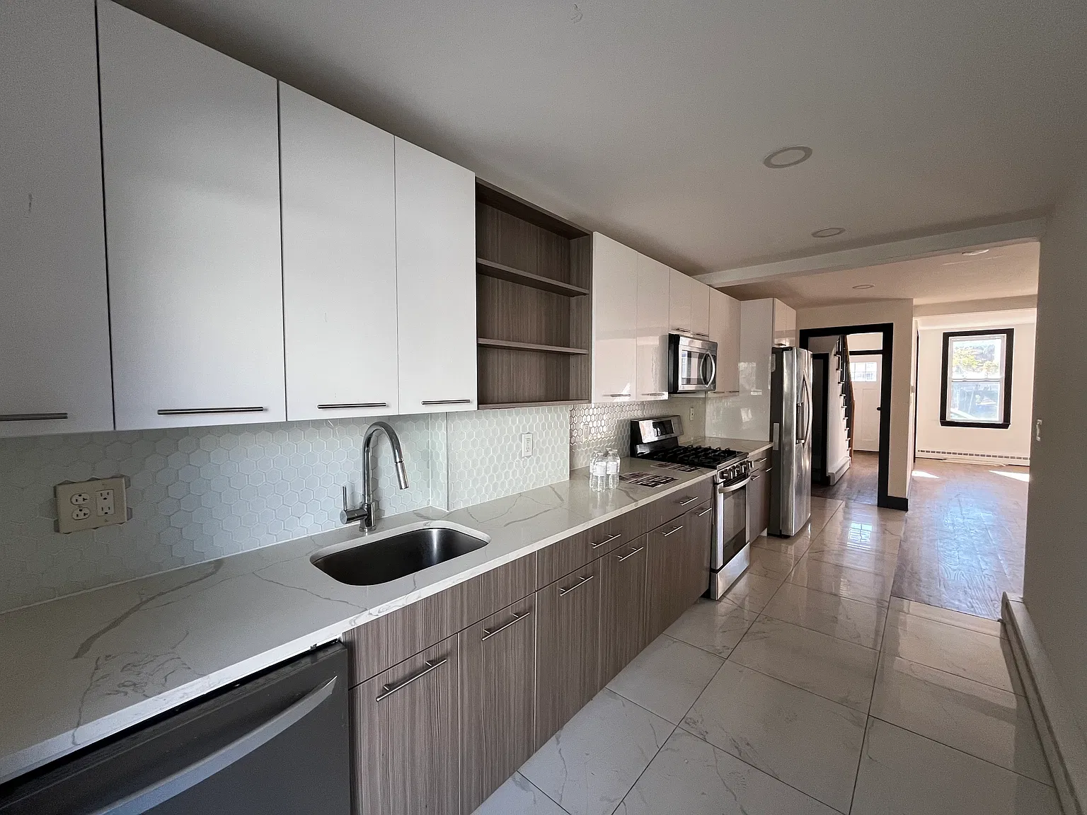 3 bed, 1668 sqft, $3,500 — Photo 4