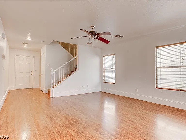1195 Sweet Orange St — Photo 10