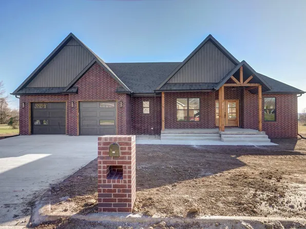 414 Wicker Street, Buffalo, MO 65622