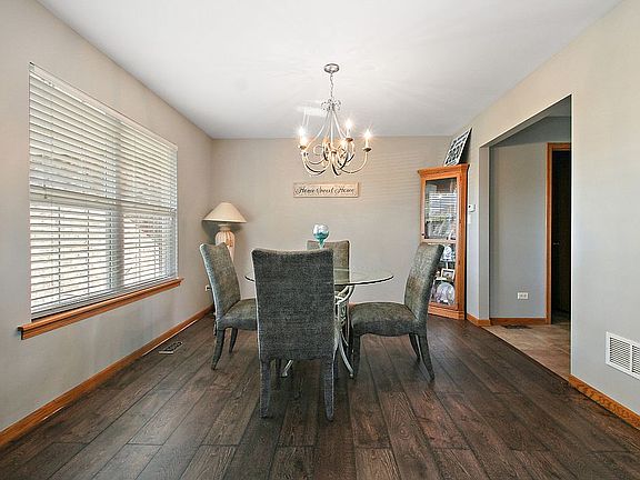 3rd image of 24411 S Shawnee Ln