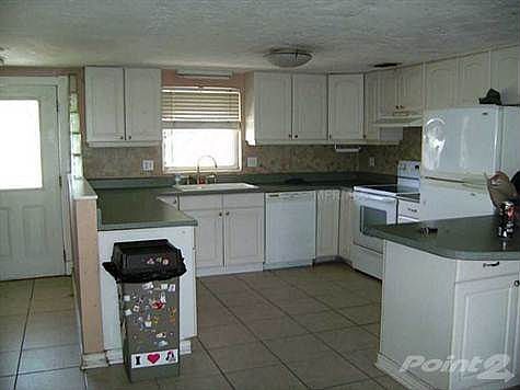 3rd image of 2815 Rosewood Pl