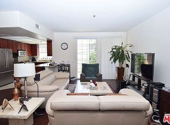3rd image of 962 S Gramercy Dr Unit 202