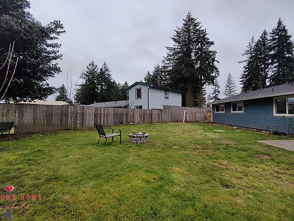 3rd image of 910 Gregory Way SE