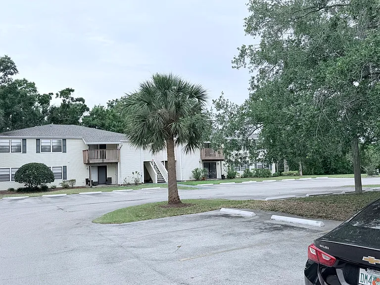 131 Sabal Ct #E — Photo 19