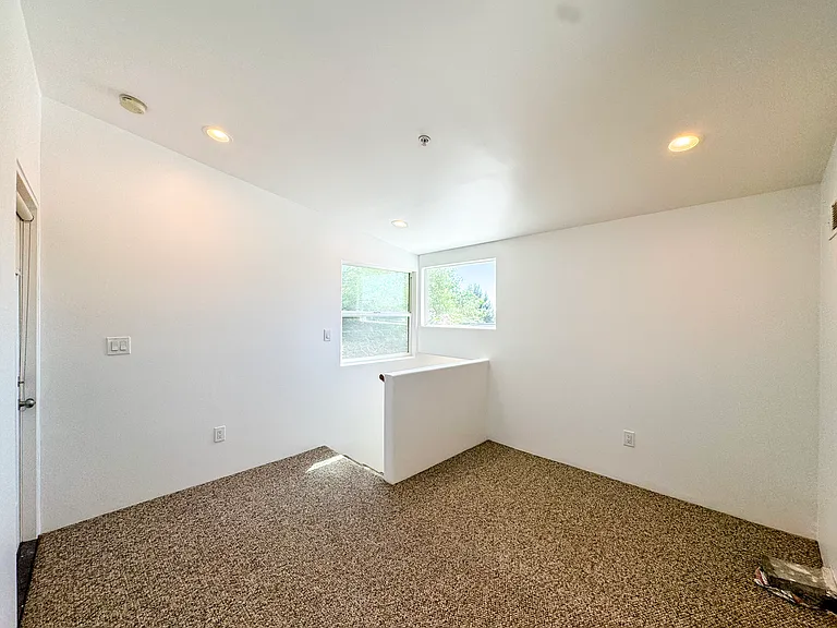 3050 Knob Dr — Photo 29