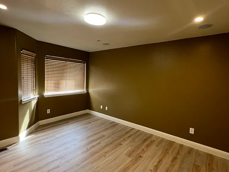 3721 Pioneer Trl #B — Photo 9