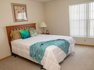 6235 S 34th St APT 358, Lincoln, NE 68516